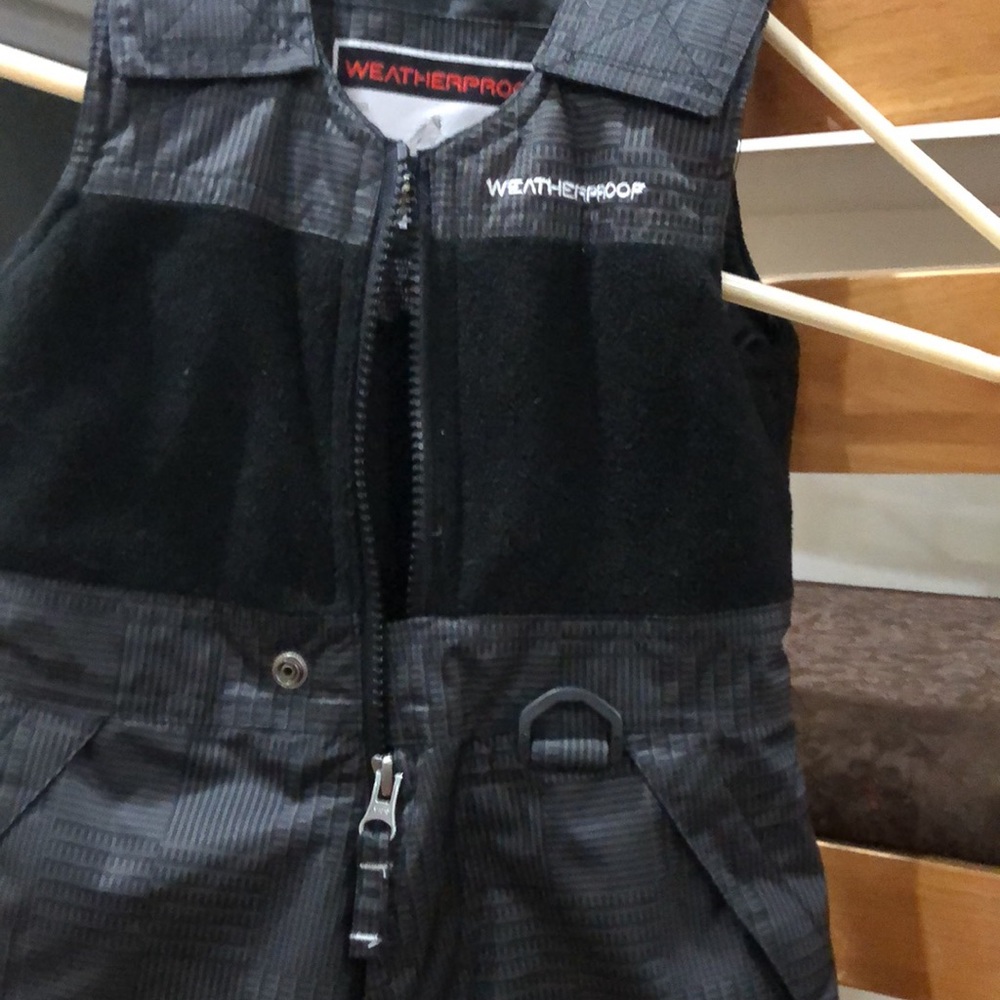 Used Black Weatherproof Snowbib